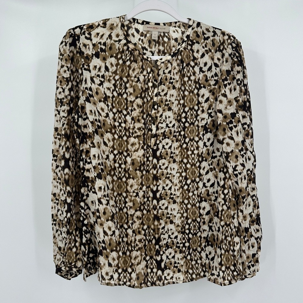 Banana Republic Heritage Women Quiet Luxury Silk Top Sz S Old Money Animal Print